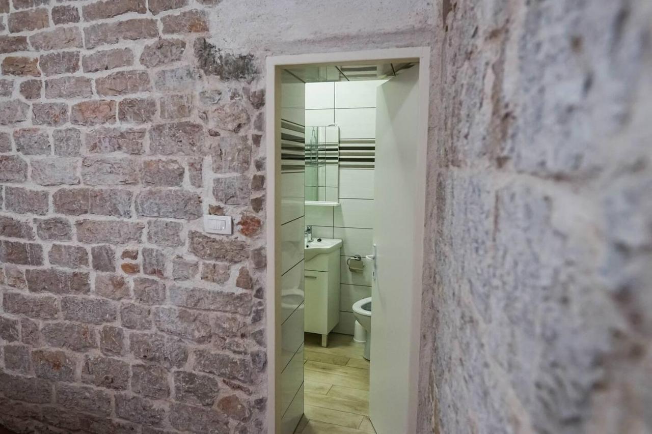 Studio Apartment In The Old City Of Šibenik Exterior foto